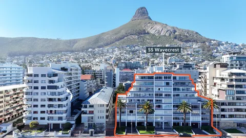 Luxury 2 Bedroom Sea Point Apartment On Auction: Section 50 & 53 SS Wavecrest, 305 Beach Road, Sea Point